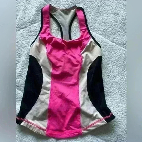 Lululemon Cardio Kick Tank size 6 - Picture 2 of 6